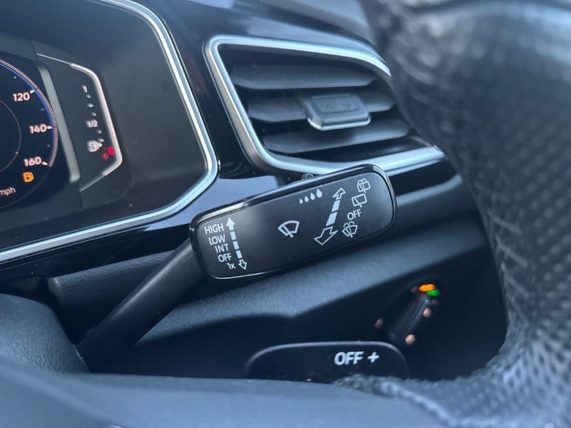 2022 (72) VOLKSWAGEN T-ROC 1.5 TSI R-Line 5dr DSG 5229135