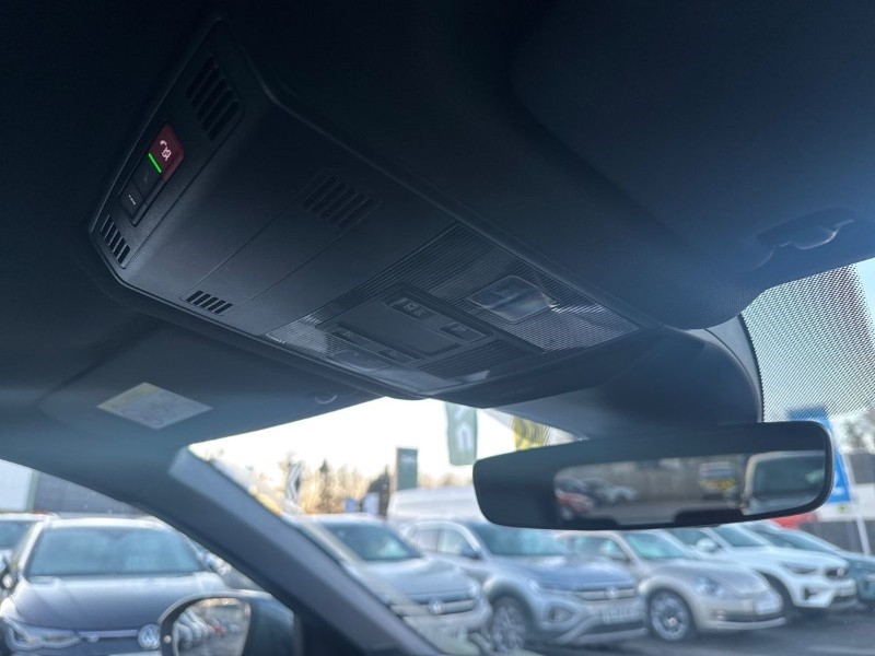 2022 (72) VOLKSWAGEN T-ROC 1.5 TSI R-Line 5dr DSG 5229121