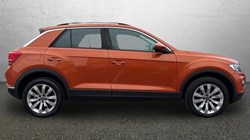 2021 (21) VOLKSWAGEN T-ROC 1.5 TSI EVO SE 5dr 5229619