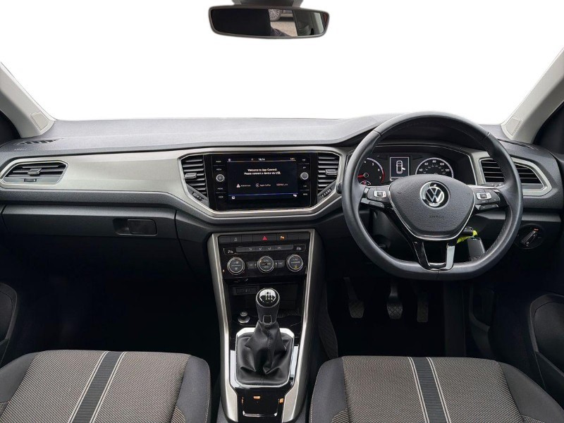 2021 (21) VOLKSWAGEN T-ROC 1.5 TSI EVO SE 5dr 5229618