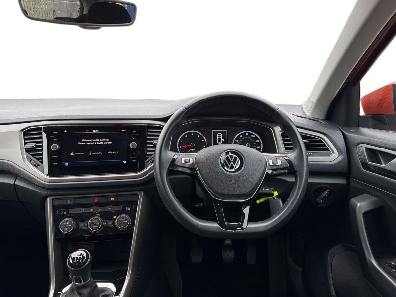 2021 (21) VOLKSWAGEN T-ROC 1.5 TSI EVO SE 5dr 5229627