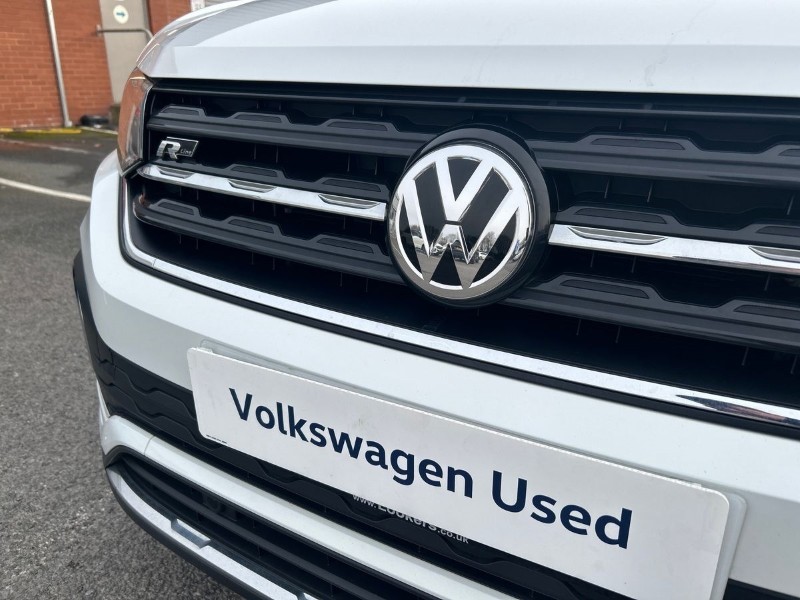 2020 (70) VOLKSWAGEN T-CROSS 1.0 TSI 115 R-Line 5dr DSG 5229323