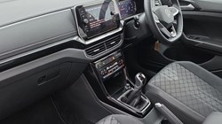 2024 (74) VOLKSWAGEN T-CROSS 1.0 TSI 115 R-Line 5dr 5229521