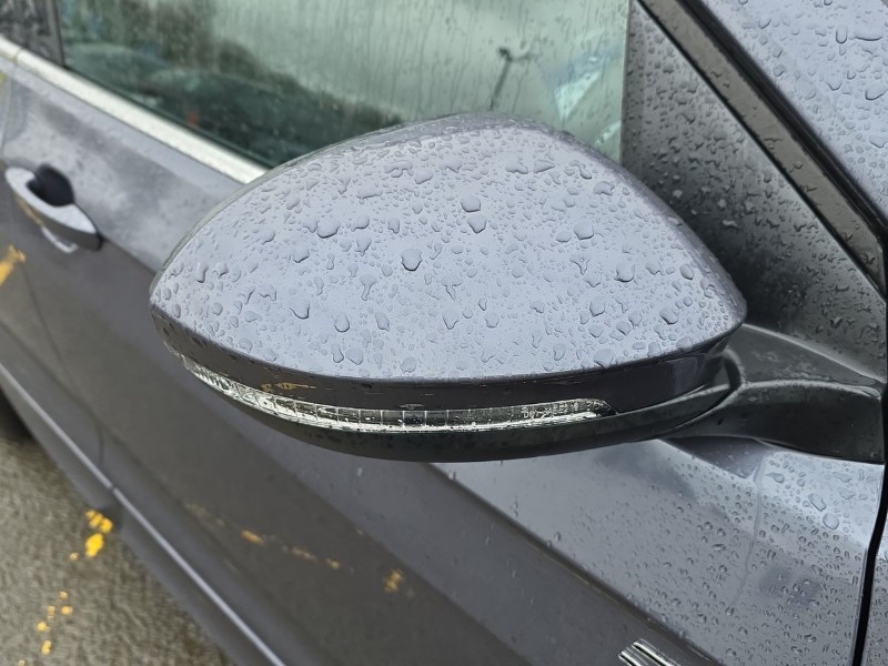 2024 (74) VOLKSWAGEN T-CROSS 1.0 TSI 115 R-Line 5dr 5229553