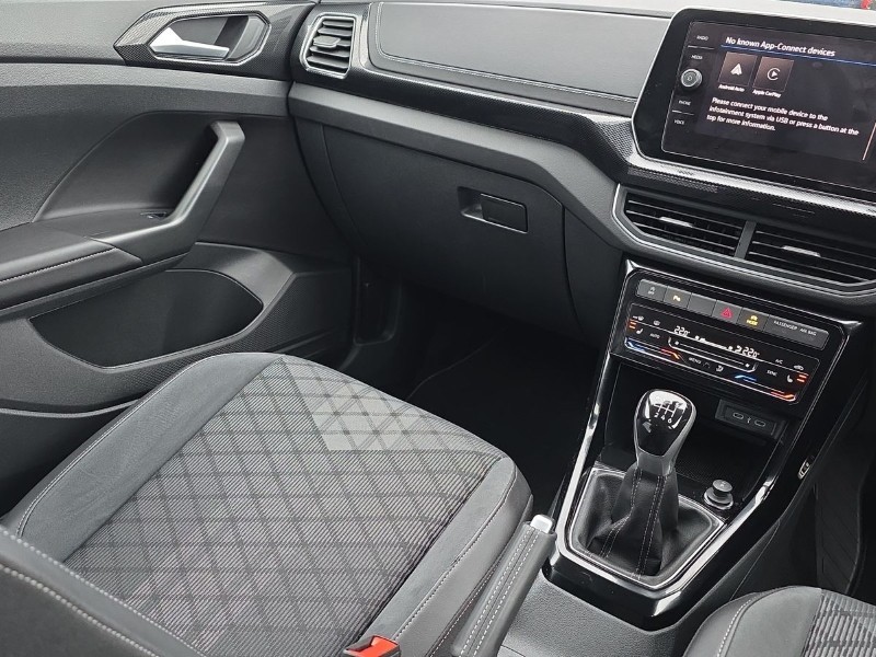 2024 (74) VOLKSWAGEN T-CROSS 1.0 TSI 115 R-Line 5dr 5229531