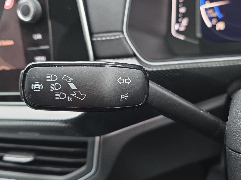 2024 (74) VOLKSWAGEN T-CROSS 1.0 TSI 115 R-Line 5dr 5229547