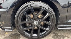 2019 (19) VOLKSWAGEN GOLF 1.5 TSI EVO 150 R-Line 5dr 5252701