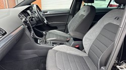 2019 (19) VOLKSWAGEN GOLF 1.5 TSI EVO 150 R-Line 5dr 5252719