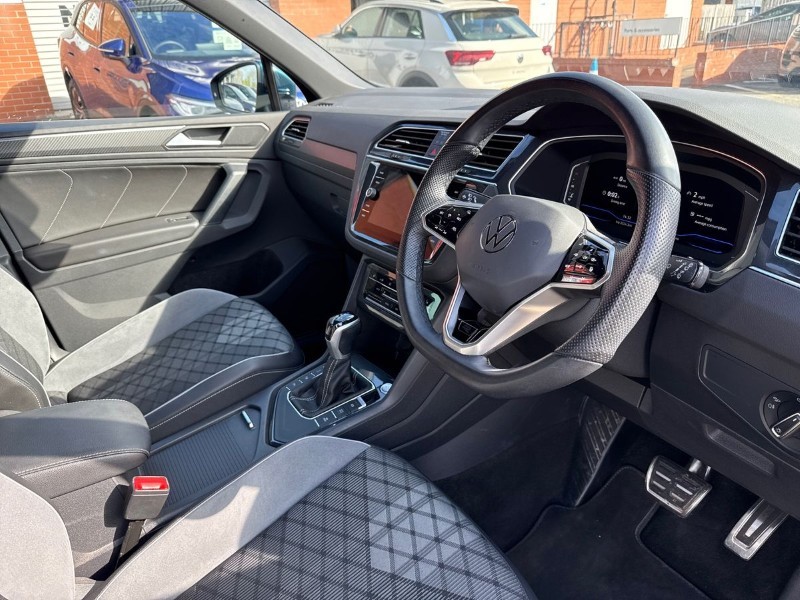 2023 (23) VOLKSWAGEN TIGUAN 1.5 TSI 150 R-Line 5dr DSG 5241576
