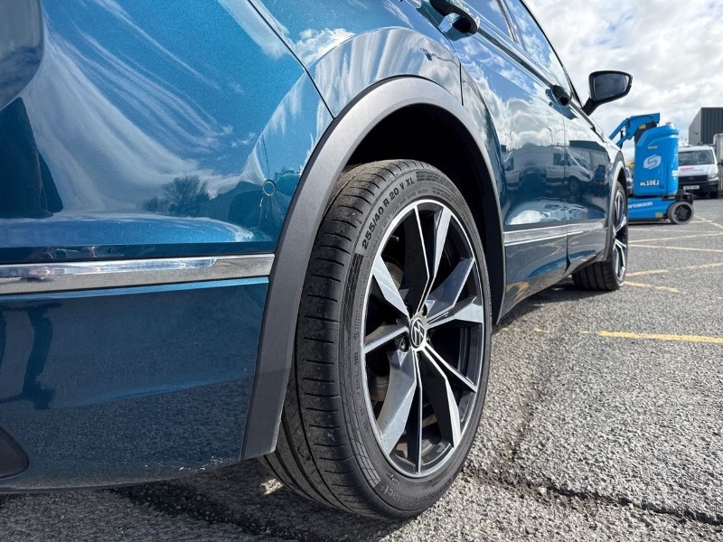 2023 (23) VOLKSWAGEN TIGUAN 1.5 TSI 150 R-Line 5dr DSG 5241602