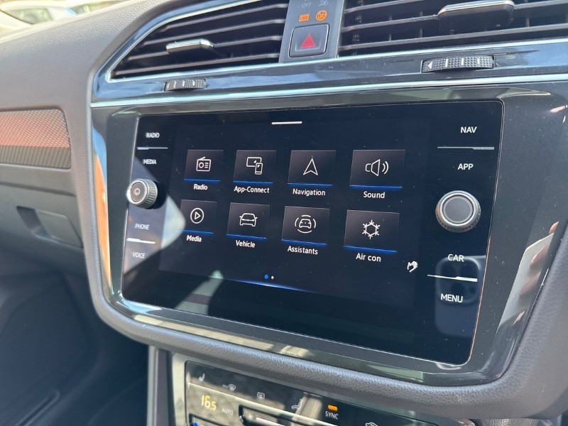 2023 (23) VOLKSWAGEN TIGUAN 1.5 TSI 150 R-Line 5dr DSG 5241588