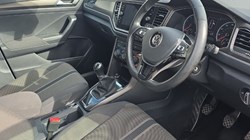 2018 (18) VOLKSWAGEN T-ROC 1.5 TSI EVO SE 5dr 5242173