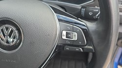 2018 (18) VOLKSWAGEN T-ROC 1.5 TSI EVO SE 5dr 5242182