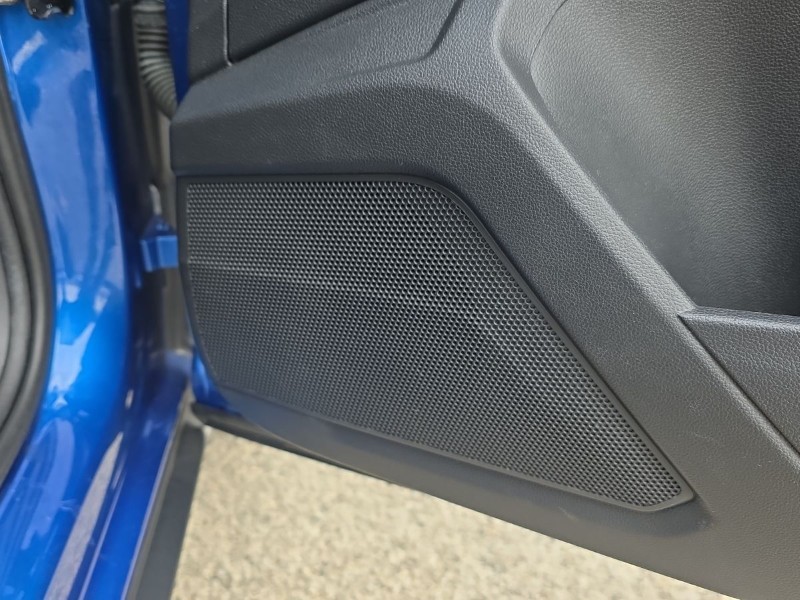 2018 (18) VOLKSWAGEN T-ROC 1.5 TSI EVO SE 5dr 5242175