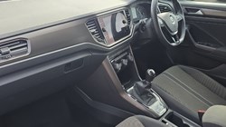 2018 (18) VOLKSWAGEN T-ROC 1.5 TSI EVO SE 5dr 5242191