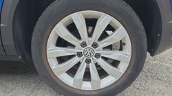 2018 (18) VOLKSWAGEN T-ROC 1.5 TSI EVO SE 5dr 5242171