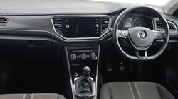 2018 (18) VOLKSWAGEN T-ROC 1.5 TSI EVO SE 5dr 5242172
