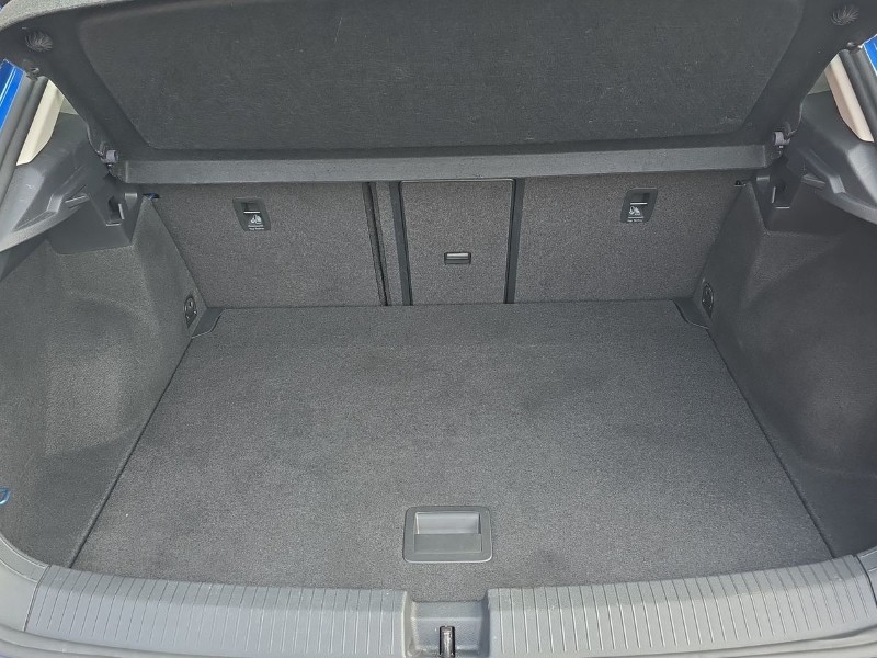 2018 (18) VOLKSWAGEN T-ROC 1.5 TSI EVO SE 5dr 5242192