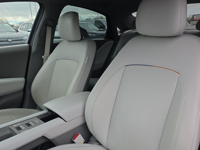 2024 (24) HYUNDAI IONIQ 6 168kW Ultimate 77kWh 4dr Auto 5239207