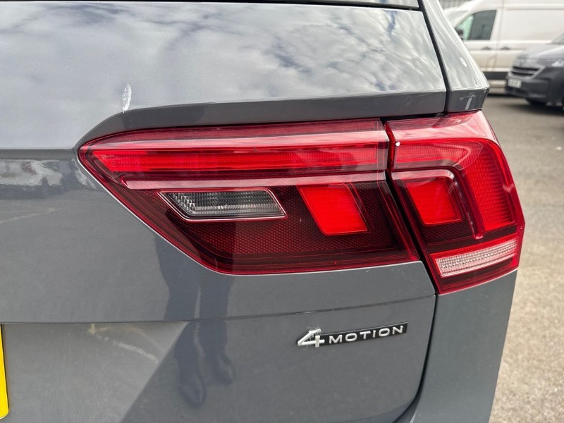 2021 (71) VOLKSWAGEN TIGUAN 2.0 TDI 4Motion R-Line 5dr DSG 5242636