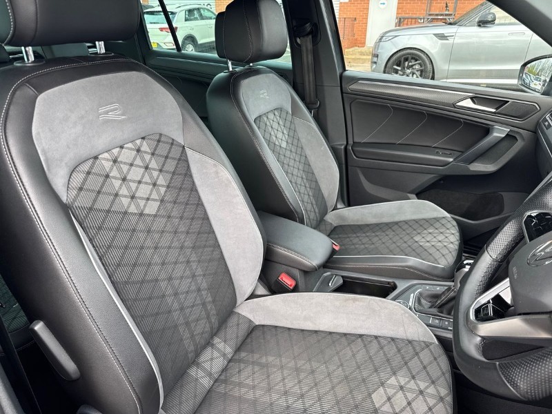2021 (71) VOLKSWAGEN TIGUAN 2.0 TDI 4Motion R-Line 5dr DSG 5242621