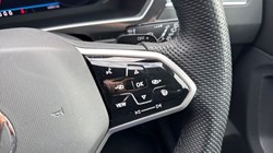 2021 (71) VOLKSWAGEN TIGUAN 2.0 TDI 4Motion R-Line 5dr DSG 5242624