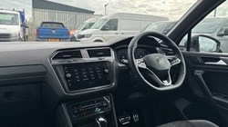 2021 (71) VOLKSWAGEN TIGUAN 2.0 TDI 4Motion R-Line 5dr DSG 5242615