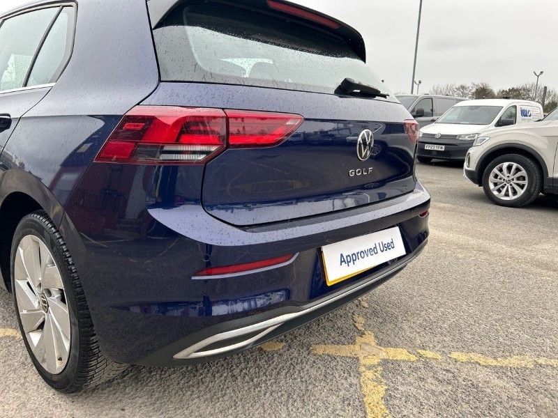 2021 (21) VOLKSWAGEN GOLF 1.5 TSI Style 5dr 5253535