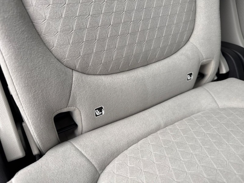 2025 (75) VOLKSWAGEN ID. BUZZ 210kW Style Pro 86kWh 5dr LWB Auto [7 Seat] 5279023