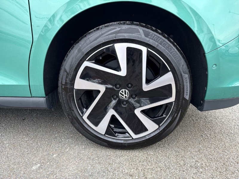 2025 (75) VOLKSWAGEN ID. BUZZ 210kW Style Pro 86kWh 5dr LWB Auto [7 Seat] 5279001