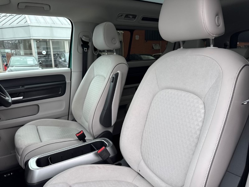 2025 (75) VOLKSWAGEN ID. BUZZ 210kW Style Pro 86kWh 5dr LWB Auto [7 Seat] 5267245