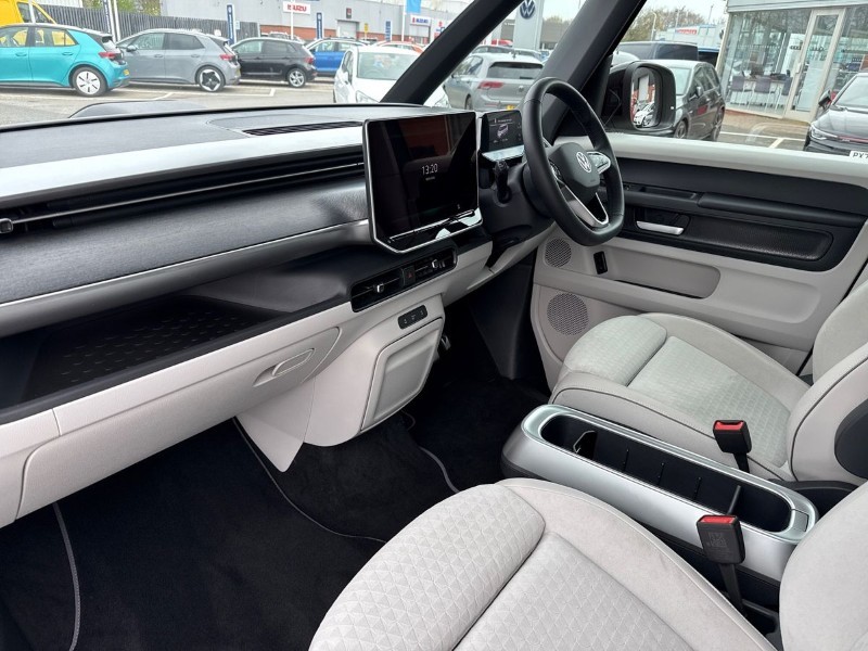 2025 (75) VOLKSWAGEN ID. BUZZ 210kW Style Pro 86kWh 5dr LWB Auto [7 Seat] 5279026
