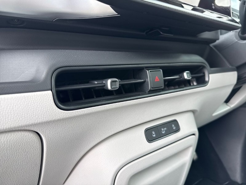 2025 (75) VOLKSWAGEN ID. BUZZ 210kW Style Pro 86kWh 5dr LWB Auto [7 Seat] 5279021