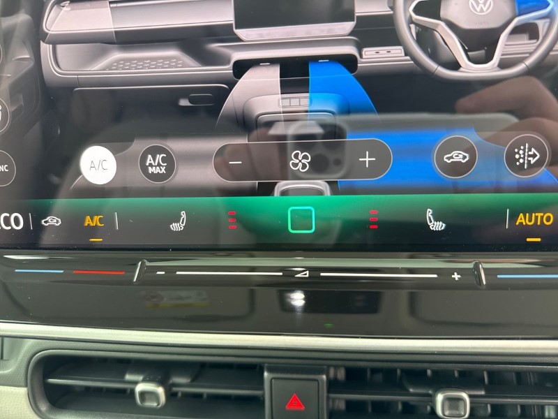 2025 (75) VOLKSWAGEN ID. BUZZ 210kW Style Pro 86kWh 5dr LWB Auto [7 Seat] 5267240