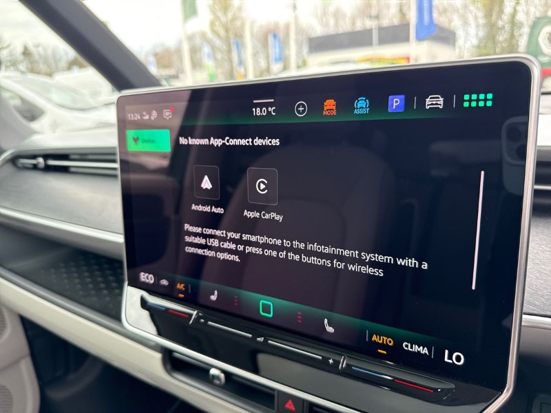 2025 (75) VOLKSWAGEN ID. BUZZ 210kW Style Pro 86kWh 5dr LWB Auto [7 Seat] 5267238