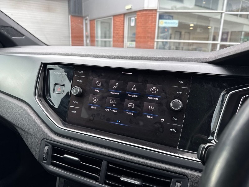 2024 (74) VOLKSWAGEN POLO 1.0 TSI 115 R-Line 5dr DSG 5252968