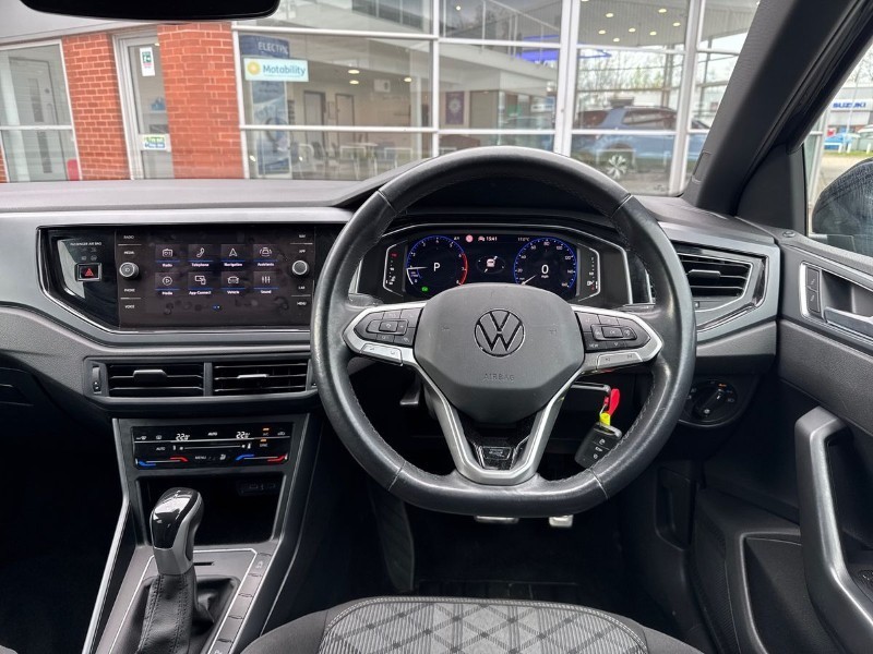 2024 (74) VOLKSWAGEN POLO 1.0 TSI 115 R-Line 5dr DSG 5252964