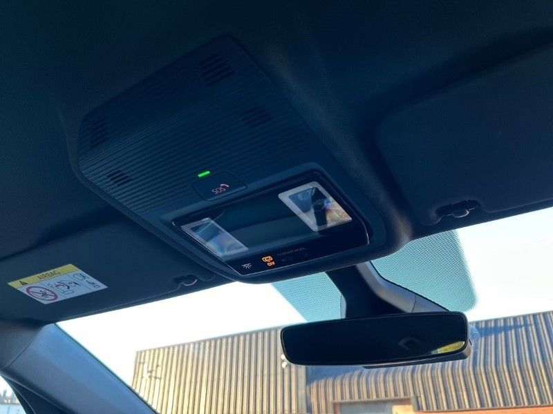 2022 (22) VOLKSWAGEN ID.3 150kW Life Pro Performance 58kWh 5dr Auto 5230235