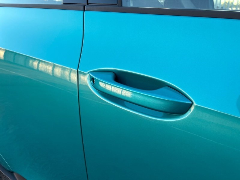 2022 (22) VOLKSWAGEN ID.3 150kW Life Pro Performance 58kWh 5dr Auto 5230255