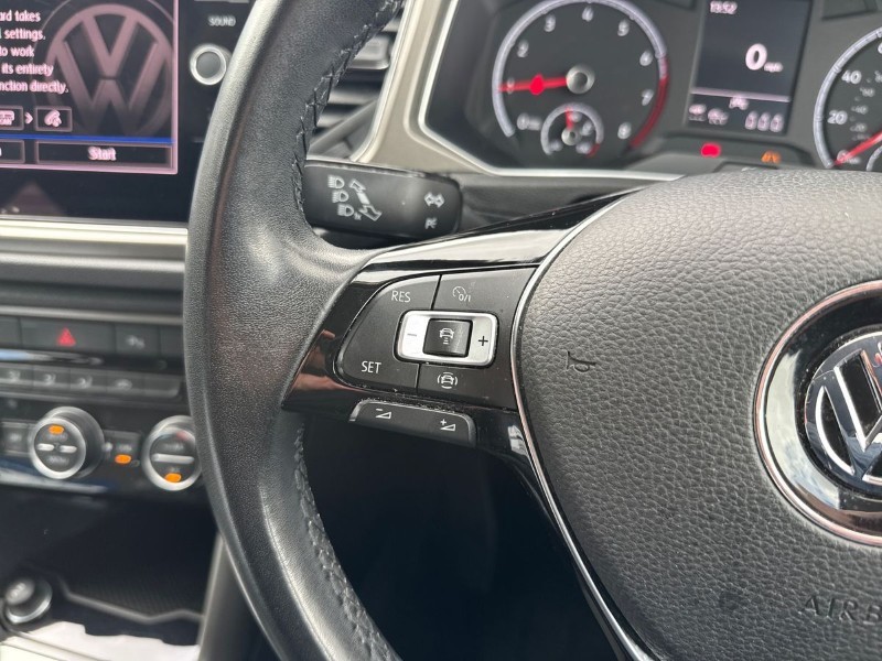 2021 (21) VOLKSWAGEN T-ROC 1.0 TSI Design 5dr 5241292