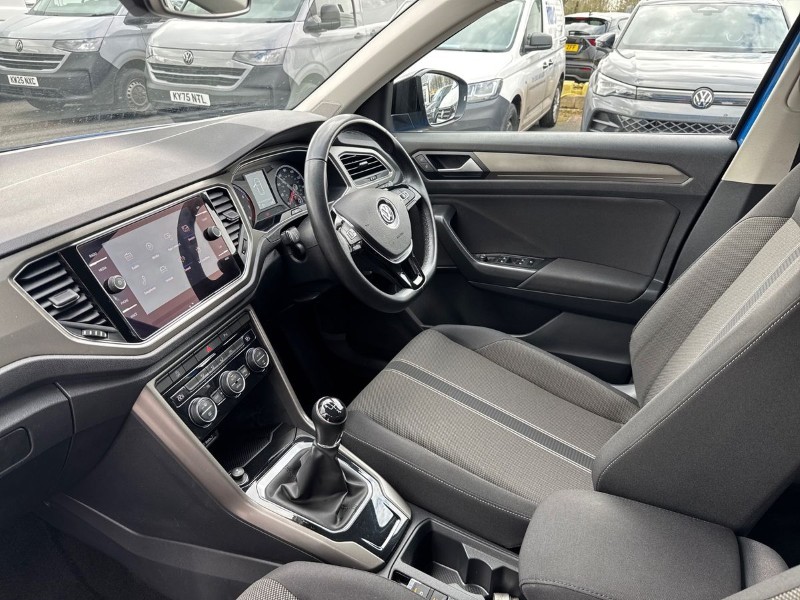 2021 (21) VOLKSWAGEN T-ROC 1.0 TSI Design 5dr 5241302
