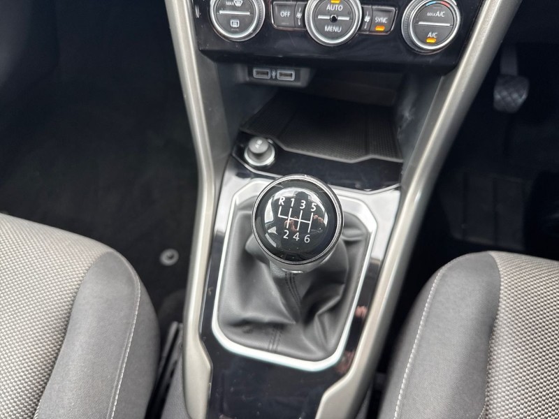 2021 (21) VOLKSWAGEN T-ROC 1.0 TSI Design 5dr 5241299