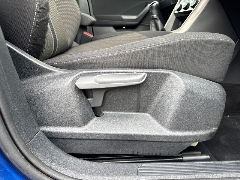 2021 (21) VOLKSWAGEN T-ROC 1.0 TSI Design 5dr 5241288