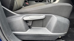 2021 (21) VOLKSWAGEN T-ROC 1.0 TSI Design 5dr 5241288