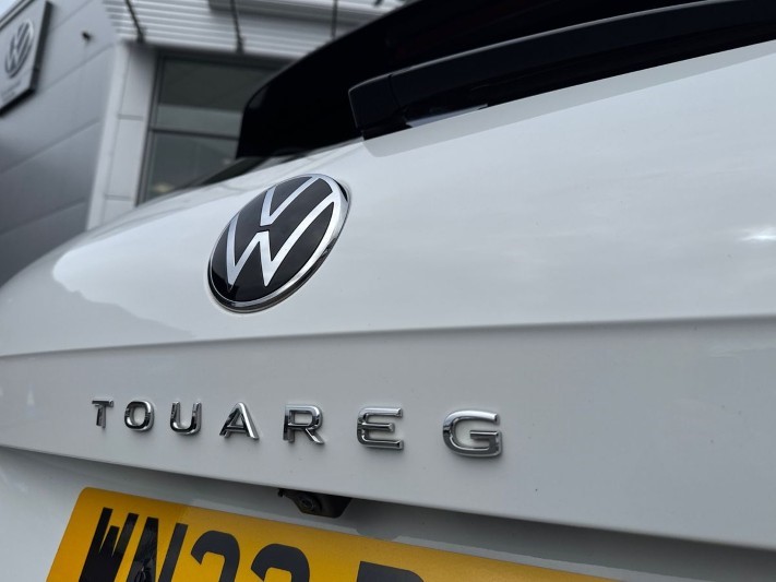 2023 (23) VOLKSWAGEN TOUAREG 3.0 V6 TDI 4Motion 231 Black Edition 5dr Tip Auto 5289380