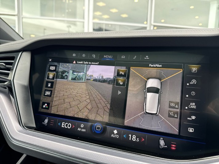 2023 (23) VOLKSWAGEN TOUAREG 3.0 V6 TDI 4Motion 231 Black Edition 5dr Tip Auto 5289359