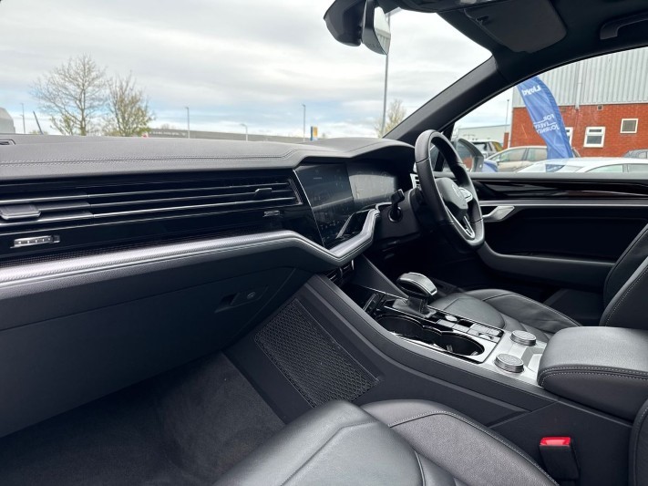 2023 (23) VOLKSWAGEN TOUAREG 3.0 V6 TDI 4Motion 231 Black Edition 5dr Tip Auto 5289369