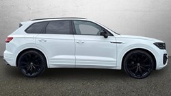 2023 (23) VOLKSWAGEN TOUAREG 3.0 V6 TDI 4Motion 231 Black Edition 5dr Tip Auto 5289338