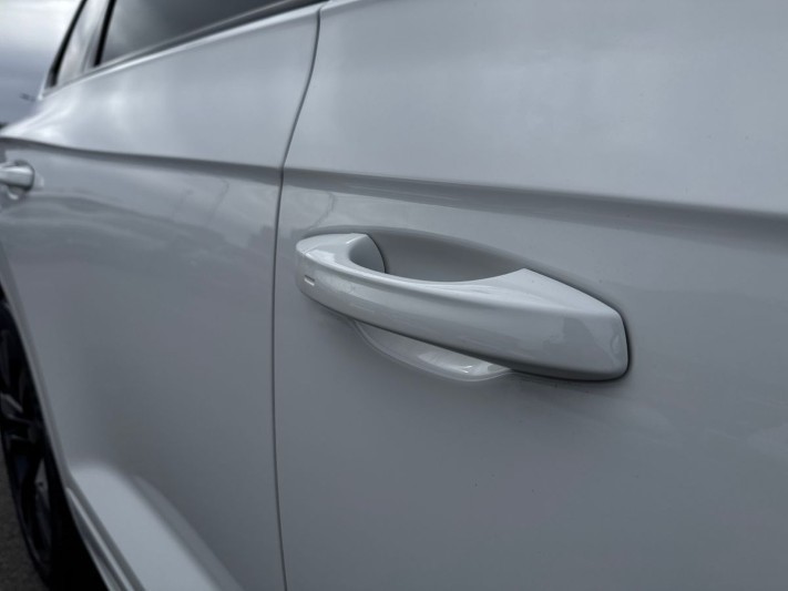 2023 (23) VOLKSWAGEN TOUAREG 3.0 V6 TDI 4Motion 231 Black Edition 5dr Tip Auto 5289386