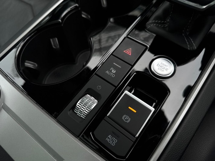 2023 (23) VOLKSWAGEN TOUAREG 3.0 V6 TDI 4Motion 231 Black Edition 5dr Tip Auto 5289404